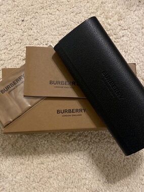 *New* Burberry Eyeglasses Case
